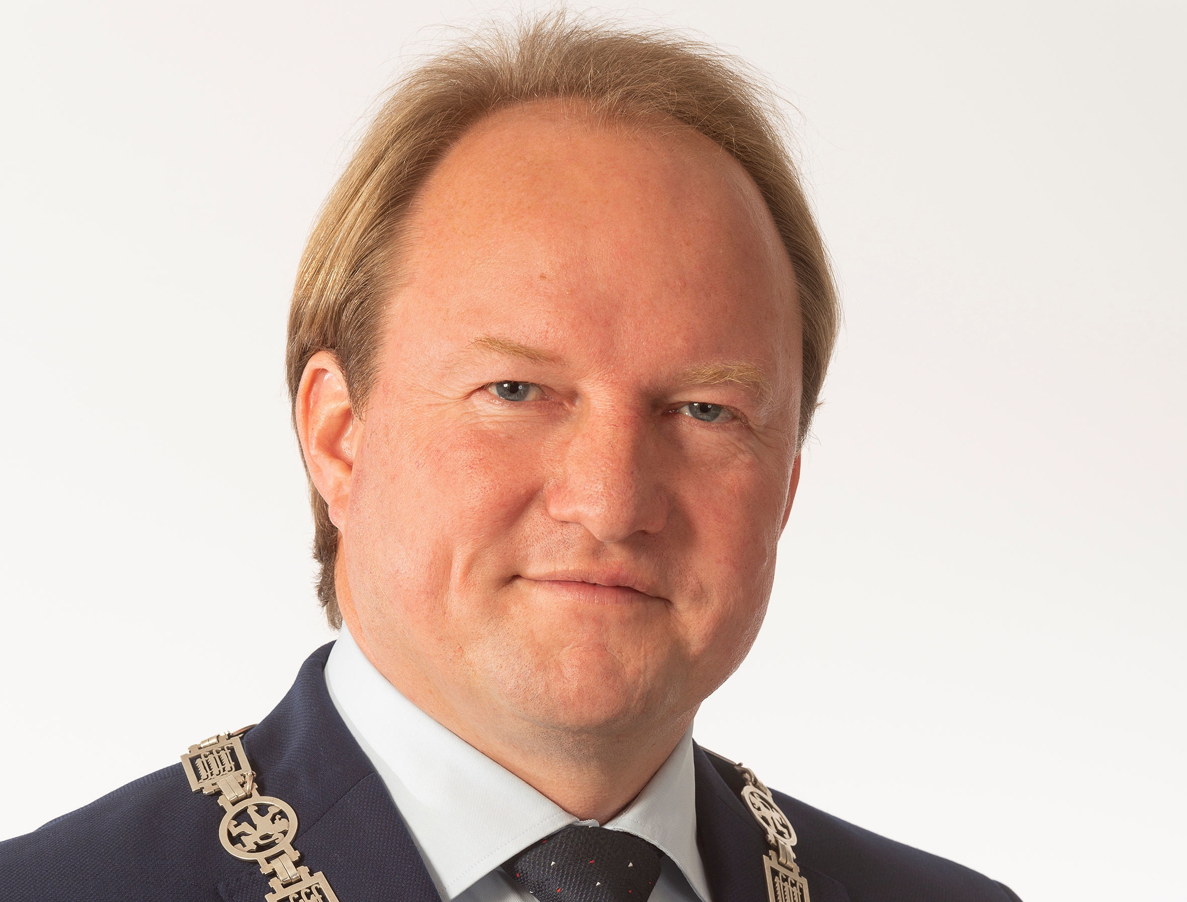 Burgemeester Van der Loo verteller van Passion4kids 2021