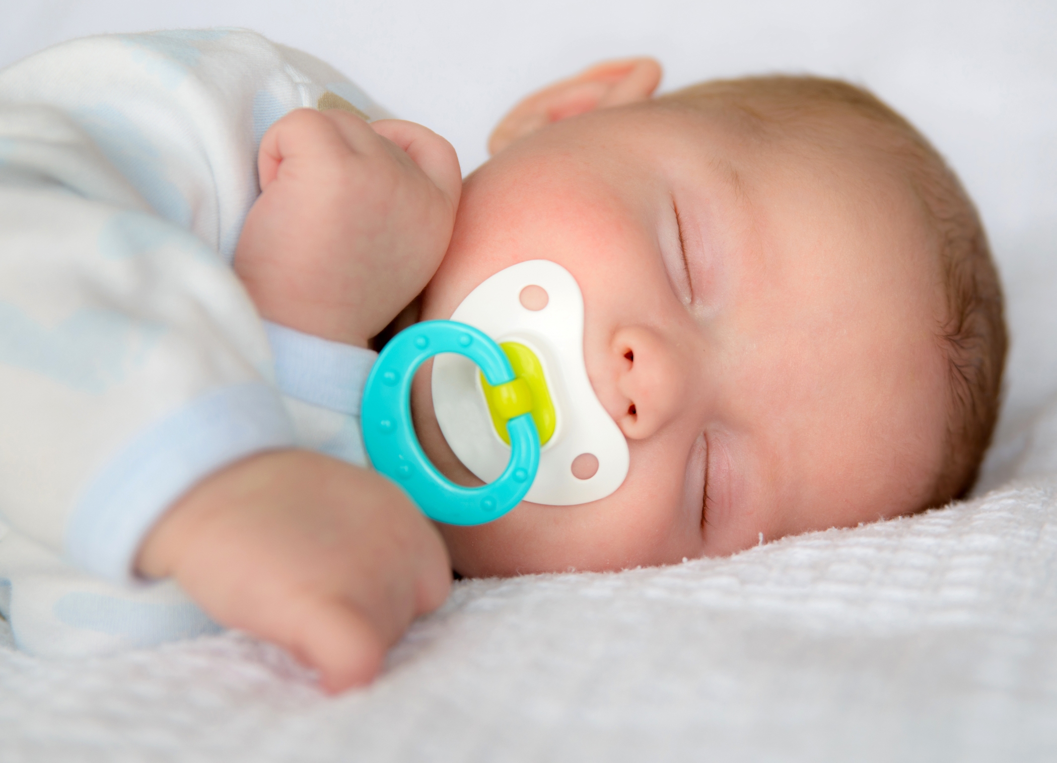 Spenen en de spraak-taalontwikkeling van je kind