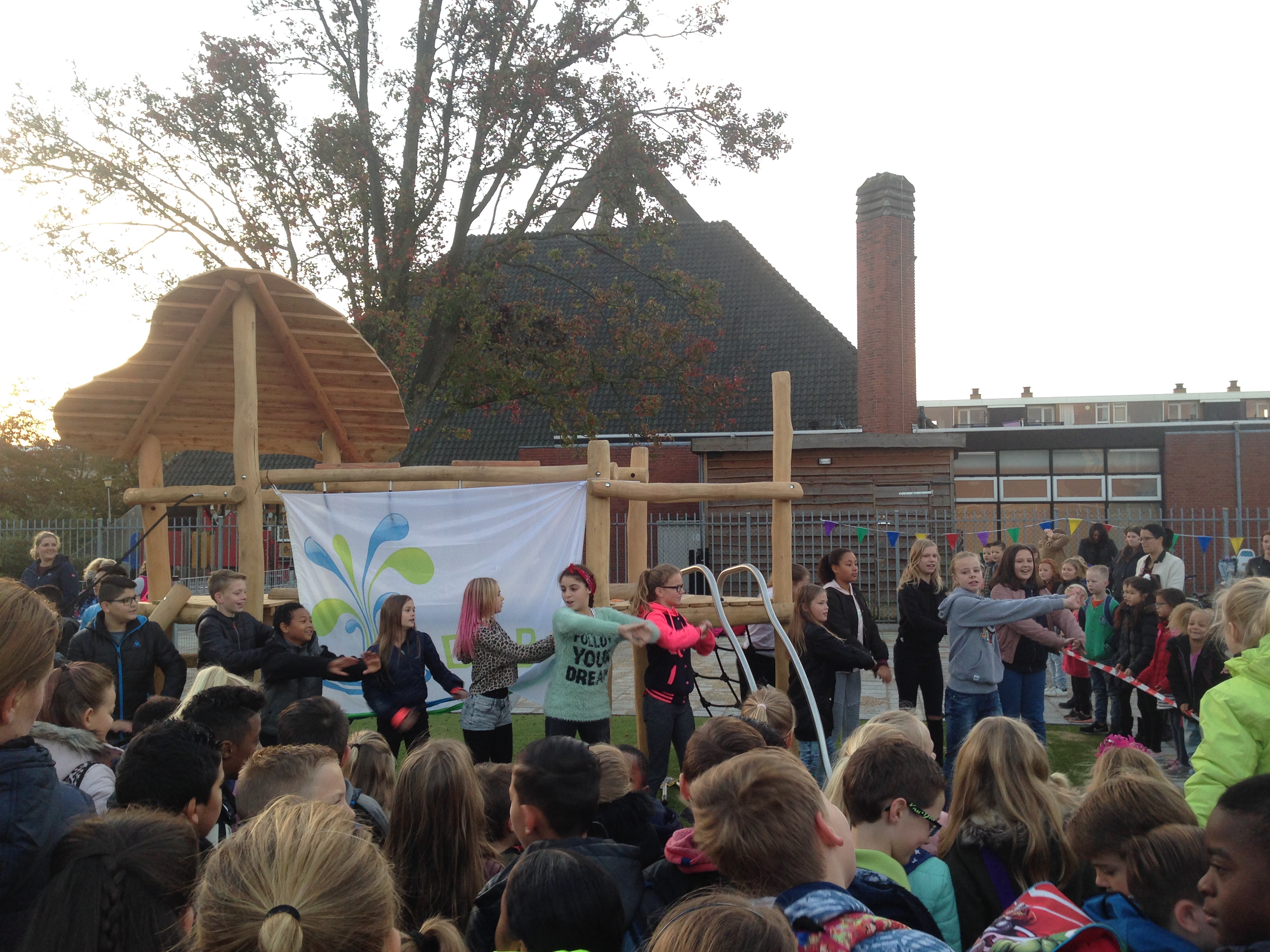 Opening schoolplein